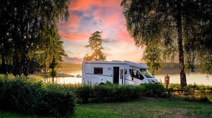 Hit the Road with Confidence: A Guide to Finding Free Overnight Parking for Your Cross-Country RV Adventure